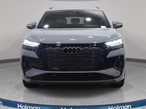 2025 Audi Q4 e-tron 55 quattro Premium