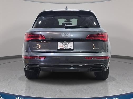 2022 Audi Q5 45 S line Premium Plus