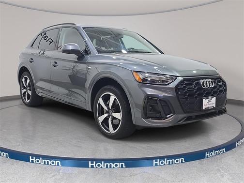 2022 Audi Q5 45 S line Premium Plus