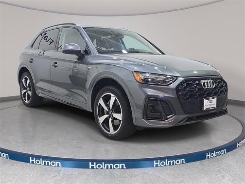 2022 Audi Q5 45 S line Premium Plus