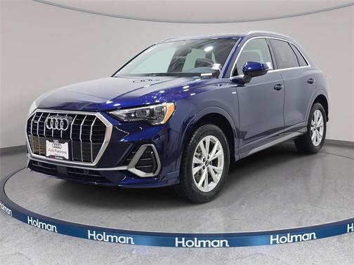 2022 Audi Q3 45 S line Premium