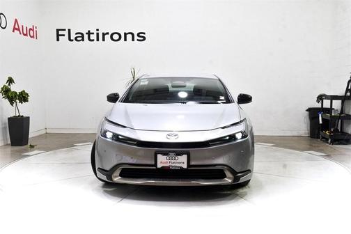 2024 Toyota Prius Prime SE
