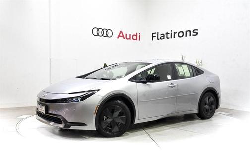 2024 Toyota Prius Prime SE