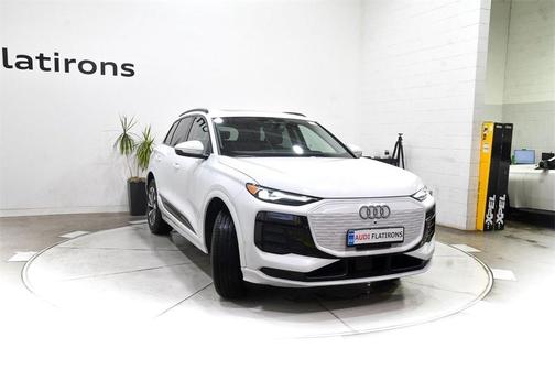 2025 Audi Q6 e-tron Premium