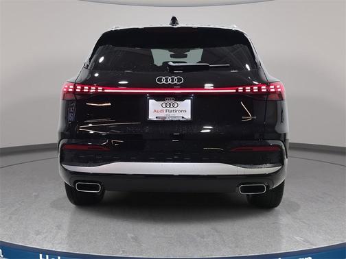2025 Audi Q5 2.0T quattro Premium