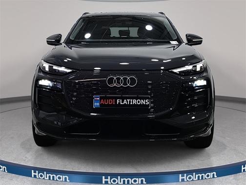 2025 Audi Q6 e-tron Premium