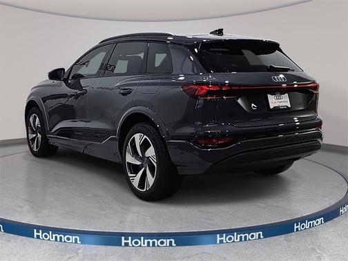 2025 Audi Q6 e-tron Premium