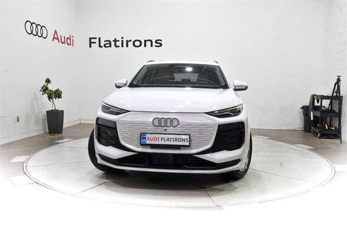 2025 Audi Q6 e-tron Premium