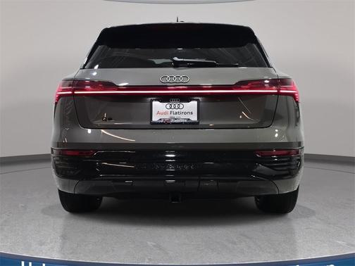 2024 Audi Q8 e-tron Premium