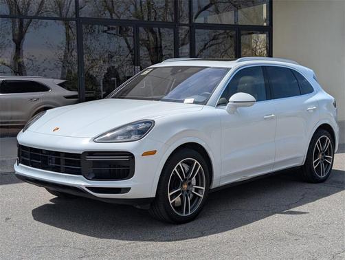 2023 Porsche Cayenne Turbo