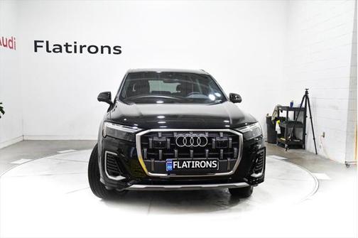 2025 Audi Q7 Premium 45 TFSI quattro Tiptronic