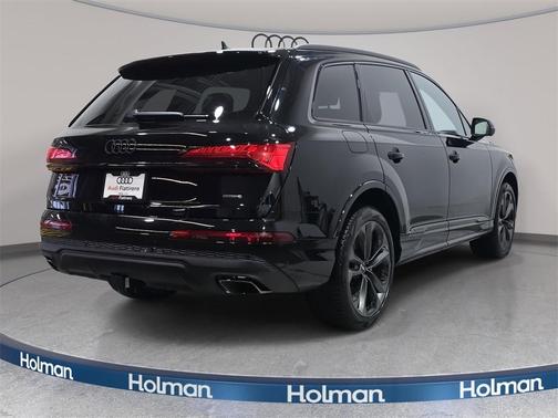 2025 Audi Q7 55 Premium Plus