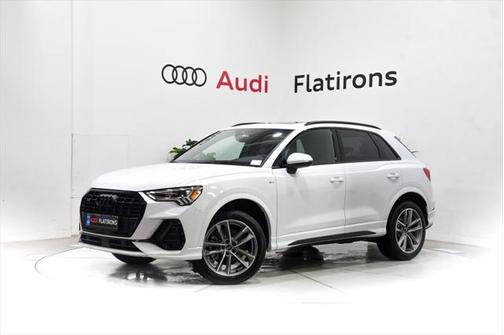 2025 Audi Q3 Premium 45 TFSI S line quattro Tiptronic
