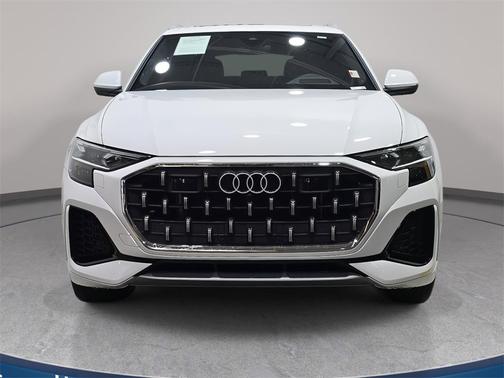 2024 Audi Q8 55 Premium