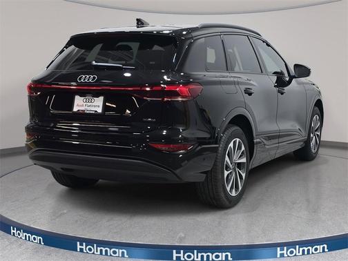 2025 Audi Q6 e-tron Premium