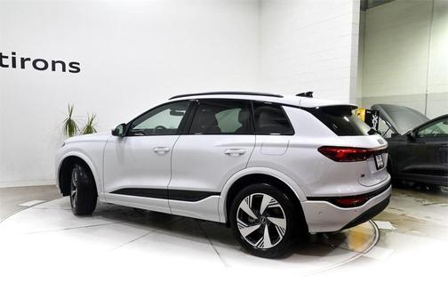 2025 Audi Q6 e-tron Premium