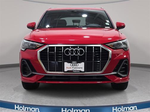 2022 Audi Q3 45 S line Premium