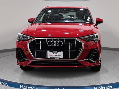 2022 Audi Q3 45 S line Premium