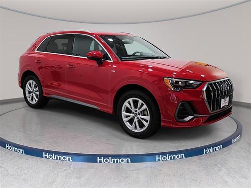 2022 Audi Q3 45 S line Premium