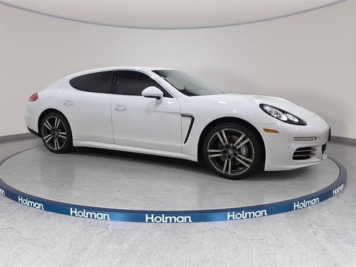 2014 Porsche Panamera 4S