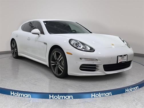 2014 Porsche Panamera 4S