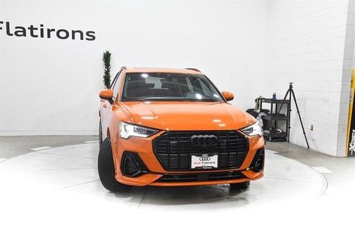 2024 Audi Q3 45 S line Premium