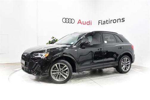 2024 Audi Q3 45 S line Premium