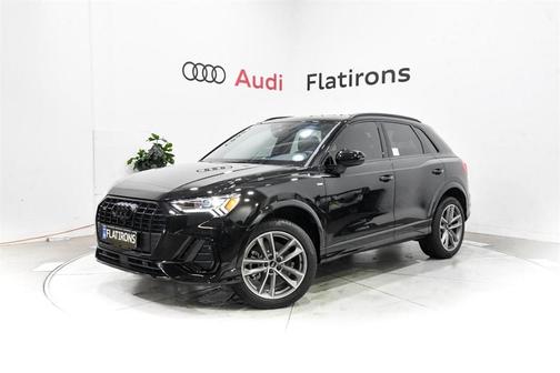 2024 Audi Q3 45 S line Premium