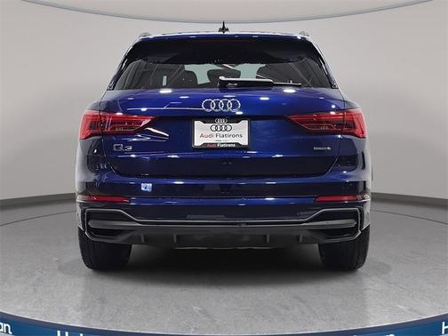 2024 Audi Q3 45 S line Premium
