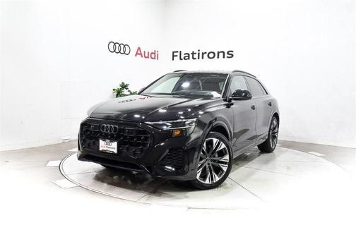 2025 Audi Q8 55 Premium