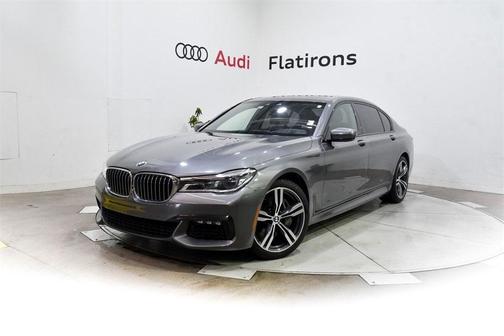 2019 BMW 750 i