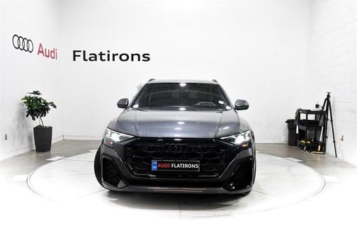 2025 Audi Q8 55 Premium