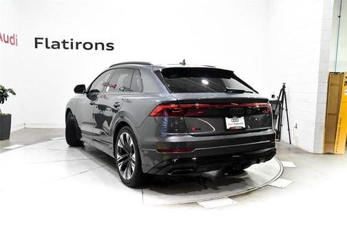 2025 Audi Q8 55 Premium