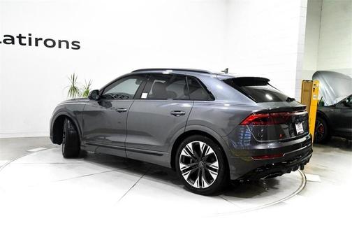2025 Audi Q8 55 Premium