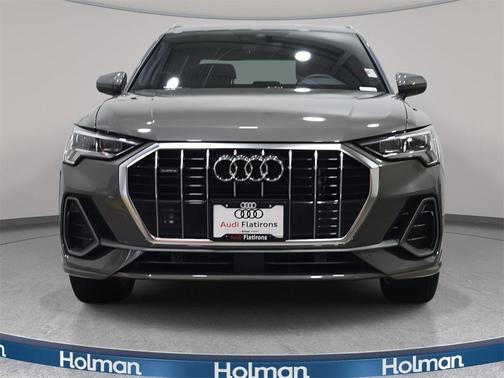 2024 Audi Q3 45 S line Premium