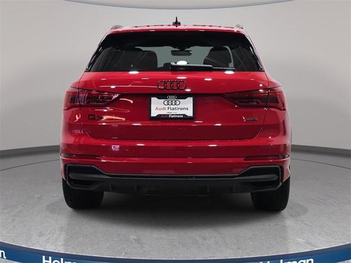2024 Audi Q3 45 S line Premium