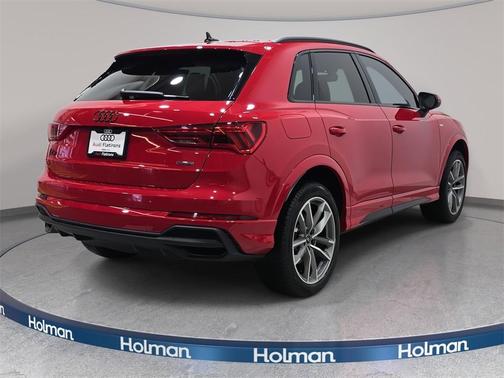 2024 Audi Q3 45 S line Premium