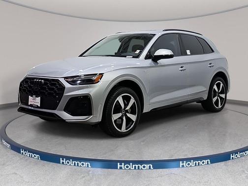 2022 Audi Q5 45 S line Prestige