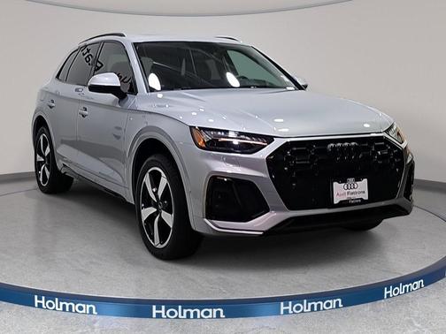2022 Audi Q5 45 S line Prestige