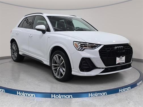 2024 Audi Q3 45 S line Premium