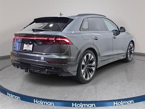 2025 Audi Q8 55 Premium