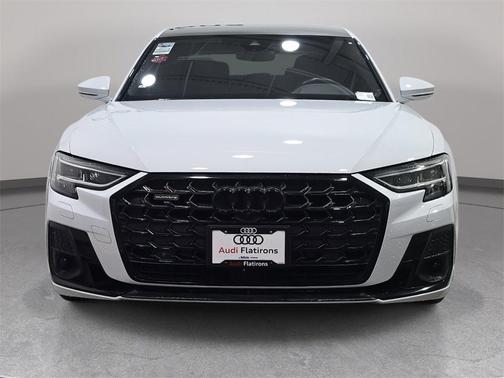 2022 Audi A8 L 55