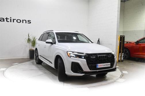 2025 Audi Q7 55 Premium Plus