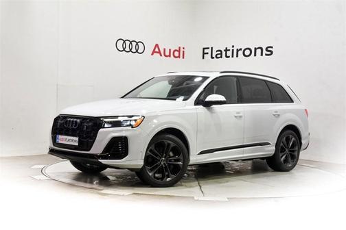 2025 Audi Q7 55 Premium Plus
