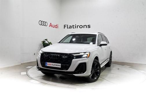 2025 Audi Q7 55 Premium Plus