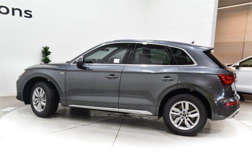 2022 Audi Q5 45 S line quattro Premium