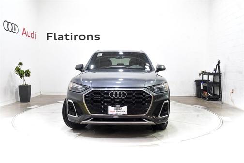 2022 Audi Q5 45 S line quattro Premium