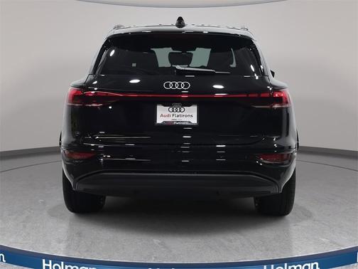 2025 Audi Q6 e-tron Premium