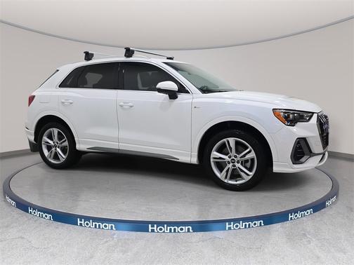 2022 Audi Q3 45 S line Premium