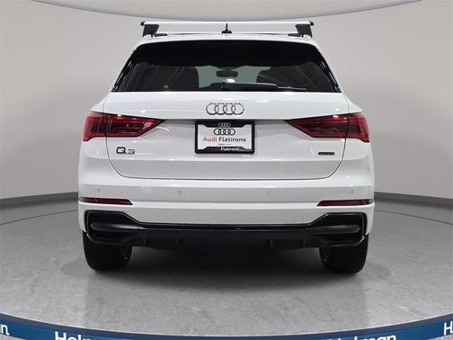 2022 Audi Q3 45 S line Premium